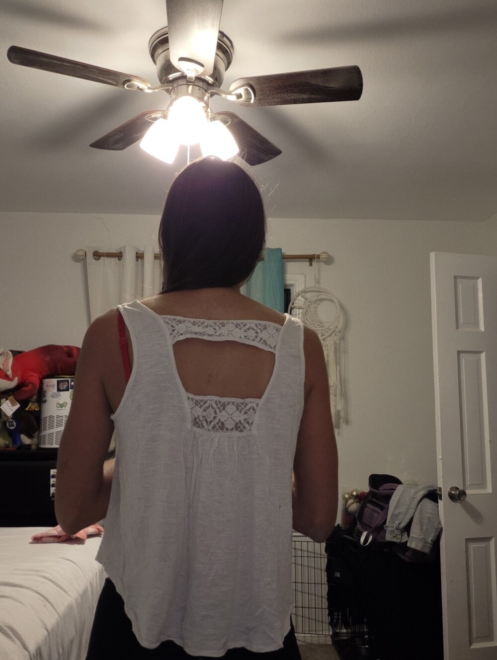 Sleevless Geaphic T - Picture 2 of 3